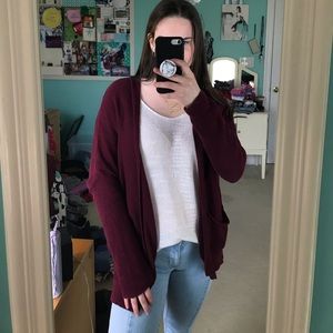 Burgundy American eagle cardigan sz m
